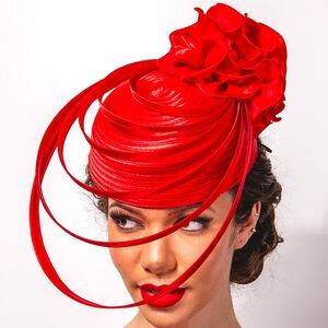 Classy Refined Gorgeous Unique Caged Front Church Tea Brunch NWT